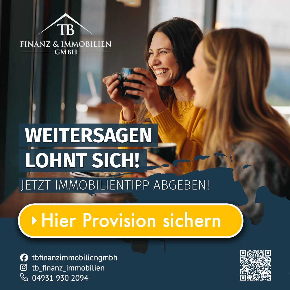 Zwei Freundinnen tauschen sich beim Kaffee aus, Text: "Weitersagen lohnt sich. Jetzt Immobilientipp abgeben. Hier Provision sichern."